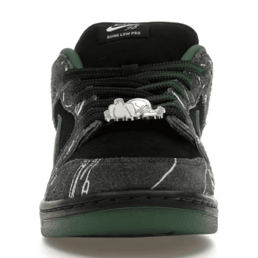 Nike Dunk Low Sb There LaceThem
